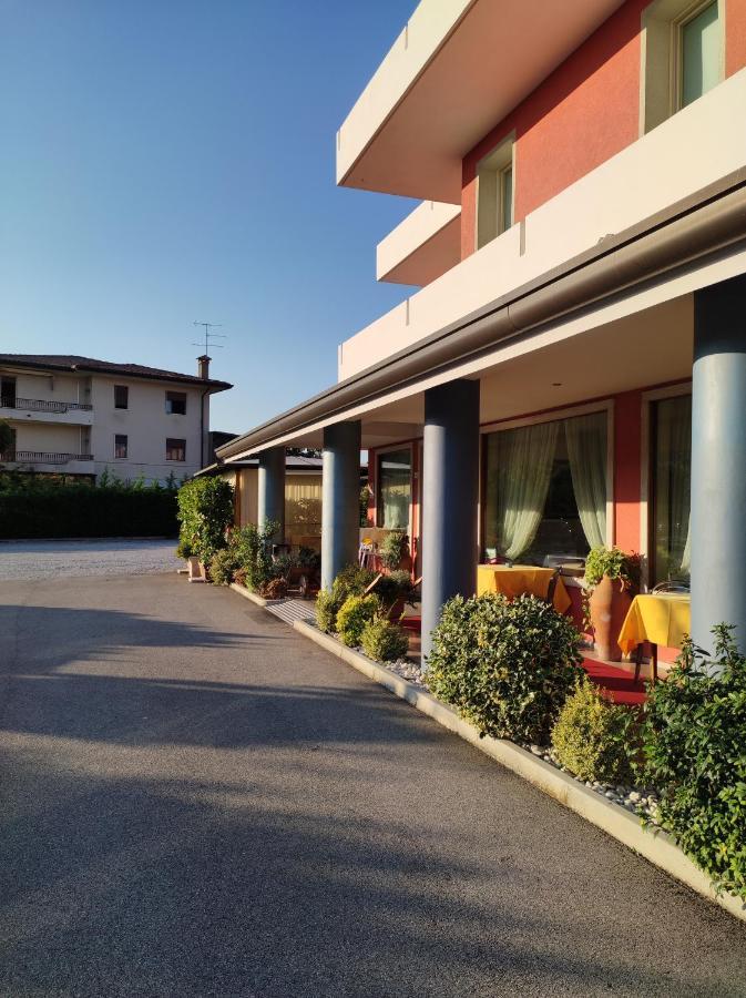 Ristorante Locanda Dussin Oderzo Exterior foto